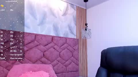 Julieta  online show from June 10, 1:21 pm