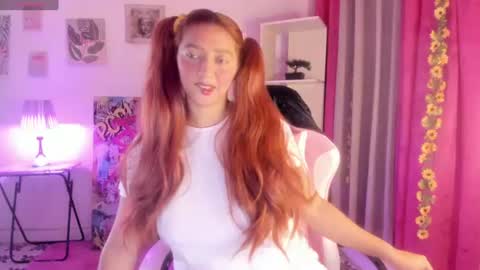Snapshot of julietacollinss chatting on June 28, 3:40 pm Julieta online show from June 28, 3:40 pm