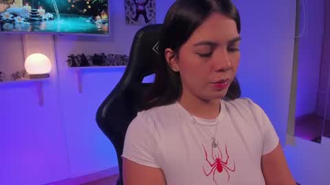 Snapshot of julietariverss chatting on July 16, 4:40 am Julieta online show from July 16, 4:40 am