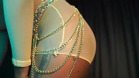 julietawinona online show from February 22, 3:32 pm