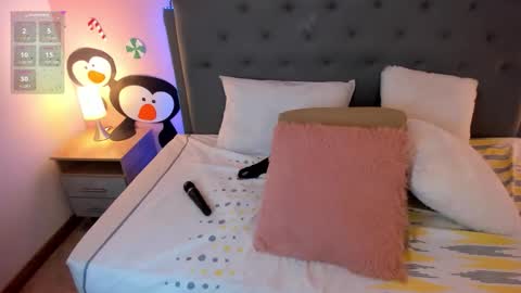 Julieth  online show from January 9, 2:31 pm