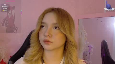 Snapshot of juliethmosss chatting on June 6, 11:20 pm Julieth online show from June 6, 11:20 pm