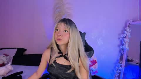 Snapshot of juliethmosss chatting on July 22, 8:55 pm Julieth online show from July 22, 8:55 pm
