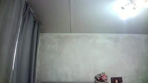 Snapshot of julietkalen chatting on February 25, 5:08 am Julietkitty online show from February 25, 5:08 am