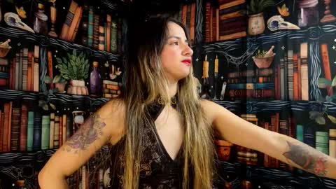 Julietta Jackson online show from November 21, 9:35 pm