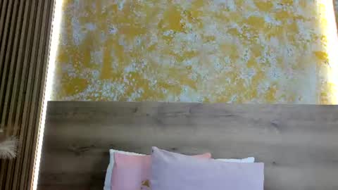 Snapshot of julietta_pink chatting on July 8, 12:09 pm Julieta online show from July 8, 12:09 pm