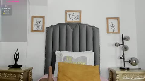 Snapshot of julietta_pink chatting on July 9, 12:09 pm Julieta online show from July 9, 12:09 pm