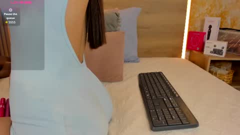 Snapshot of julietta_pink chatting on August 4, 11:35 am Julieta online show from August 4, 11:35 am
