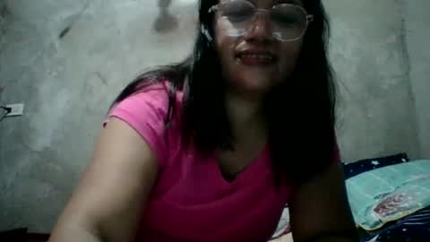 Snapshot of juliettaxx chatting on February 13, 6:42 am juliett online show from February 13, 6:42 am