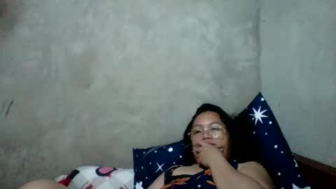 Snapshot of juliettaxx chatting on March 20, 12:54 pm juliett online show from March 20, 12:54 pm