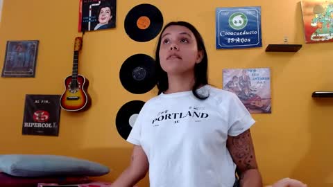 juliette18rose online show from June 8, 7:36 pm