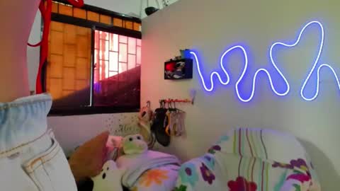 juliette online show from October 19, 3:12 pm