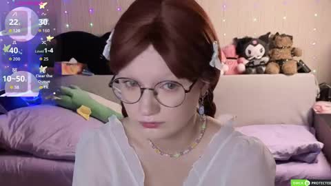 Snapshot of julifisher chatting on May 5, 3:47 am julifisher online show from May 5, 3:47 am
