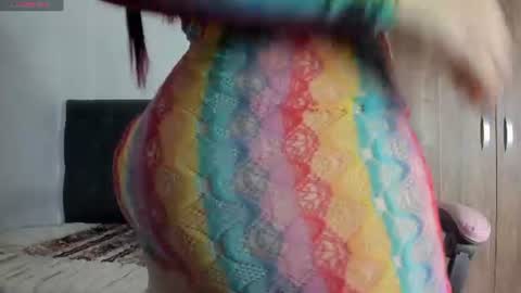 Snapshot of juline_smithh chatting on July 25, 5:54 pm Juline Smith online show from July 25, 5:54 pm