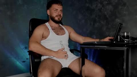 JULiUS   online show from November 14, 8:18 pm