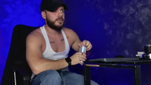 JULiUS   online show from December 18, 9:10 pm