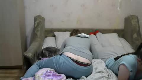 Snapshot of juliya_katie chatting on October 4, 6:06 pm Juliya Katie online show from October 4, 6:06 pm