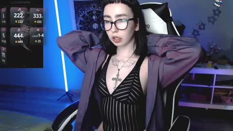 Baroness Von Cringe online show from December 7, 4:47 pm