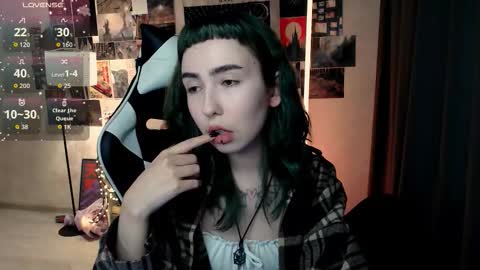 Baroness Von Cringe online show from October 15, 3:45 pm