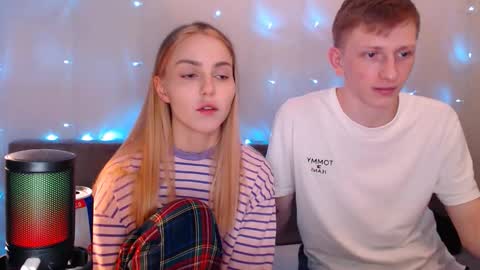 Snapshot of julsweet chatting on September 18, 8:33 pm sweet online show from September 18, 8:33 pm