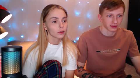 Snapshot of julsweet chatting on October 13, 9:59 pm sweet online show from October 13, 9:59 pm