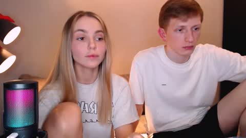 Snapshot of julsweet chatting on December 16, 9:20 pm sweet online show from December 16, 9:20 pm