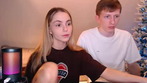 sweet online show from December 18, 10:27 pm