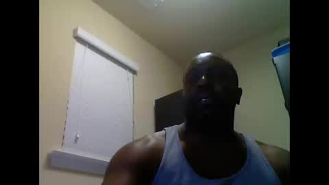 Snapshot of junbug8812 chatting on March 1, 6:48 am junbug8812 online show from March 1, 6:48 am
