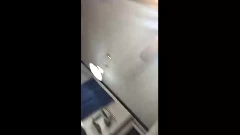 Snapshot of june5863 chatting on October 19, 2:23 am june5863 online show from October 19, 2:23 am