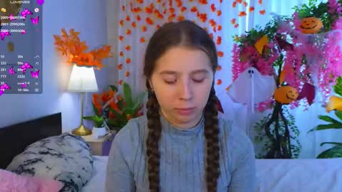 Kate online show from October 20, 9:43 am