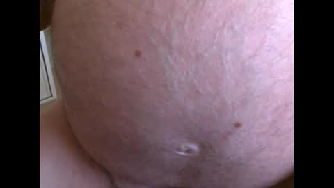 Snapshot of jungle64 chatting on October 31, 5:41 am jungle64 online show from October 31, 5:41 am