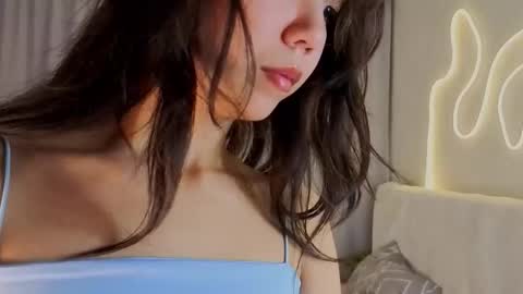 Bella online show from September 20, 6:42 pm