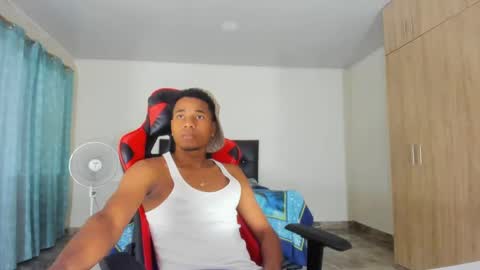 Snapshot of juniorhot07 chatting on September 16, 9:38 pm juniorhot07 online show from September 16, 9:38 pm