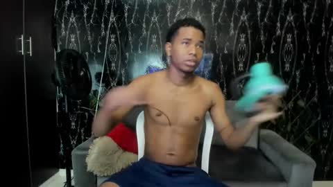 Snapshot of juniorhot07 chatting on September 18, 5:26 pm juniorhot07 online show from September 18, 5:26 pm