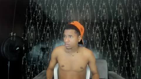 Snapshot of juniorhot07 chatting on September 23, 7:11 am juniorhot07 online show from September 23, 7:11 am