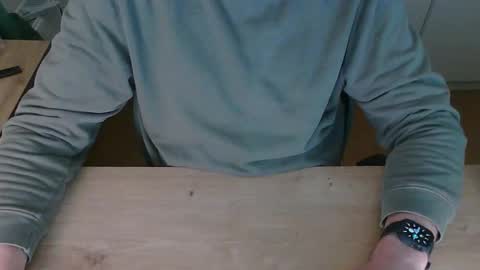 Snapshot of junk2711 chatting on March 16, 6:45 pm junk2711 online show from March 16, 6:45 pm