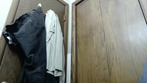 Snapshot of junk_yard_dog chatting on May 13, 12:02 pm Dave online show from May 13, 12:02 pm