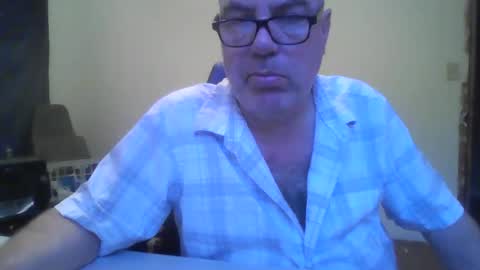 Snapshot of junkhp1 chatting on May 23, 11:36 am junkhp1 online show from May 23, 11:36 am
