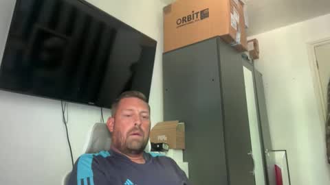 Junky online show from May 29, 2:37 pm