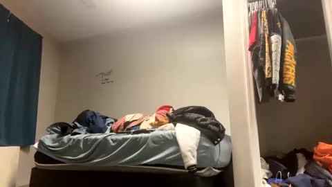 Snapshot of junosphboi chatting on December 22, 3:58 am junosphboi online show from December 22, 3:58 am