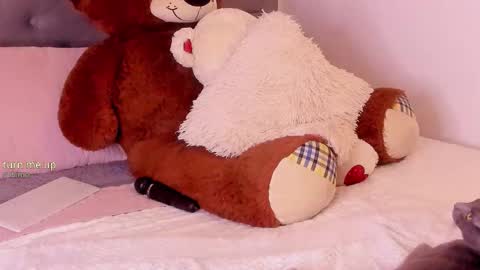  viviana  sasha  online show from February 20, 2:50 pm