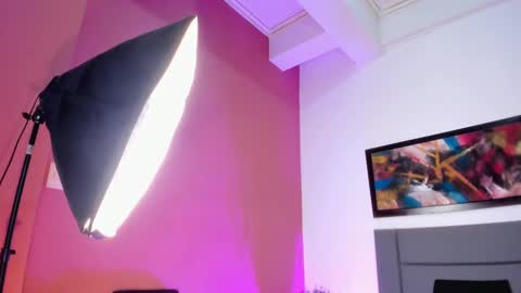 Jupiter Fox online show from March 8, 6:43 am