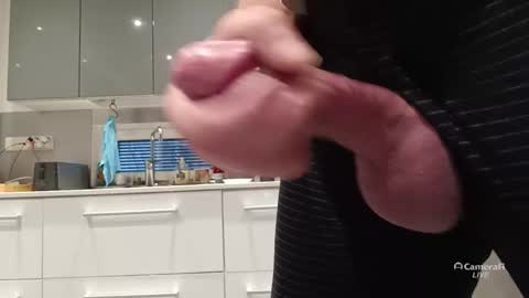 jusahki online show from February 4, 6:19 am