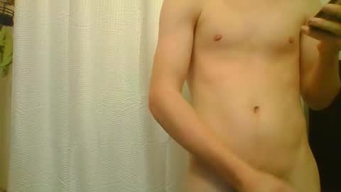 Snapshot of jusme_1218 chatting on December 5, 5:31 pm jusme_1218 online show from December 5, 5:31 pm