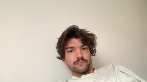 Snapshot of just_a_guy_with_a_big_cock chatting on November 10, 7:40 am just_a_guy_with_a_big_cock online show from November 10, 7:40 am