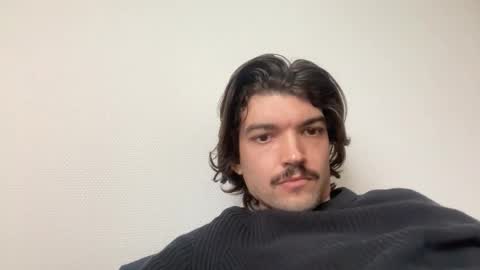 just_a_guy_with_a_big_cock online show from March 13, 10:33 am