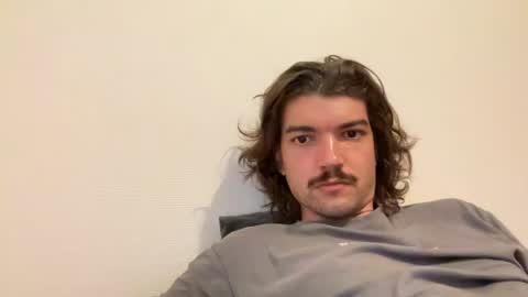 just_a_guy_with_a_big_cock online show from July 16, 8:53 am