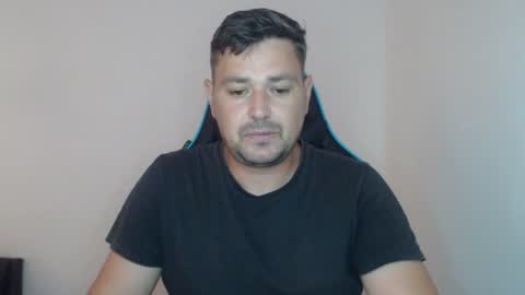 Snapshot of just_a_nice_guy_27 chatting on June 19, 11:25 am Alex online show from June 19, 11:25 am