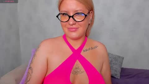 Snapshot of just_alex__ chatting on August 1, 1:16 am Alex Alexandra online show from August 1, 1:16 am
