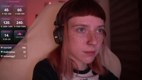 Snapshot of just_busking chatting on December 8, 4:57 am Julia online show from December 8, 4:57 am